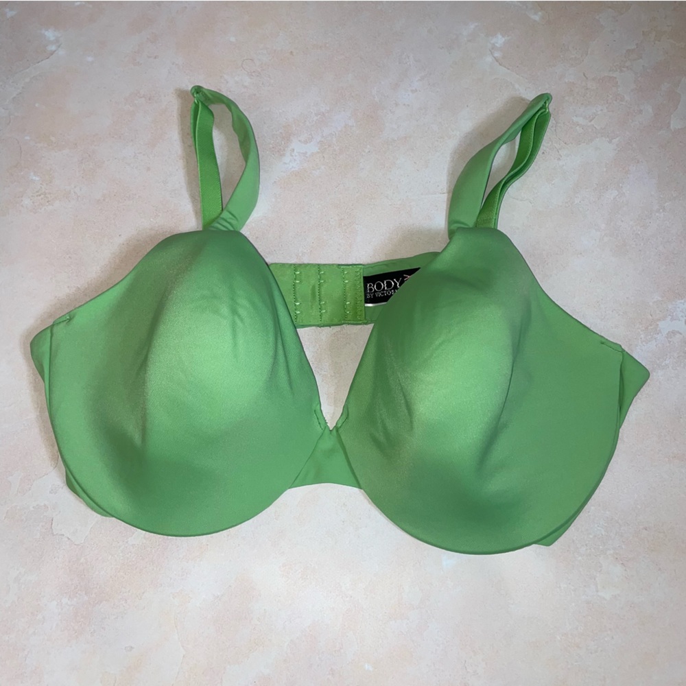 Victoria’s Secret Body by Victoria Ipex Full Coverage Bra